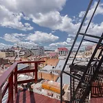 з оглядовою терасою на вулиця свободи 35 * Leópolis