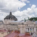 з оглядовою терасою на вулиця свободи 35 Апартаменти Львів