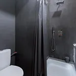 з оглядовою терасою на вулиця свободи 35 Apartamento *