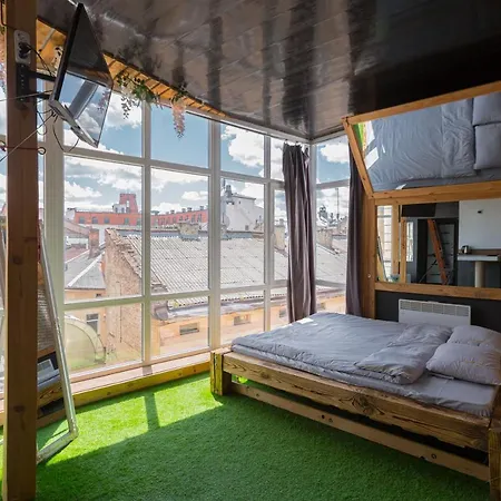 з оглядовою терасою на вулиця свободи 35 Апартаменти Львів