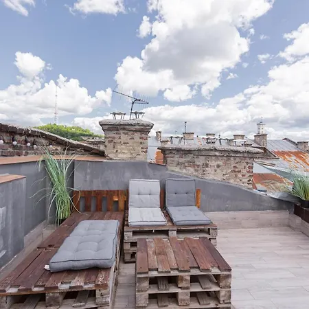 з оглядовою терасою на вулиця свободи 35 Апартаменти