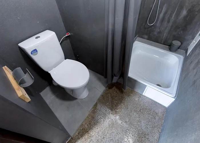 з оглядовою терасою на вулиця свободи 35 * Lviv