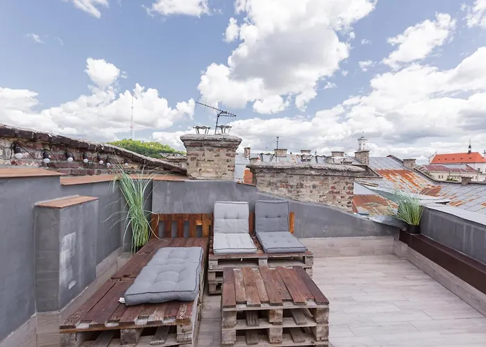 з оглядовою терасою на вулиця свободи 35 Daire